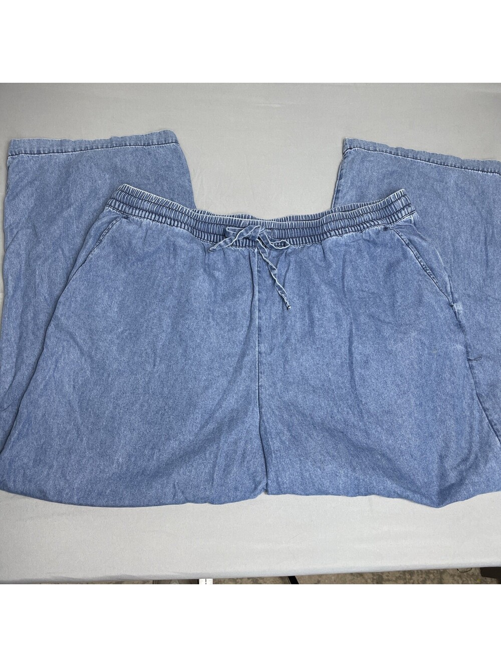 Lucky Brand Elastic Waist Wide Leg Ankle Chambray Jeans XL